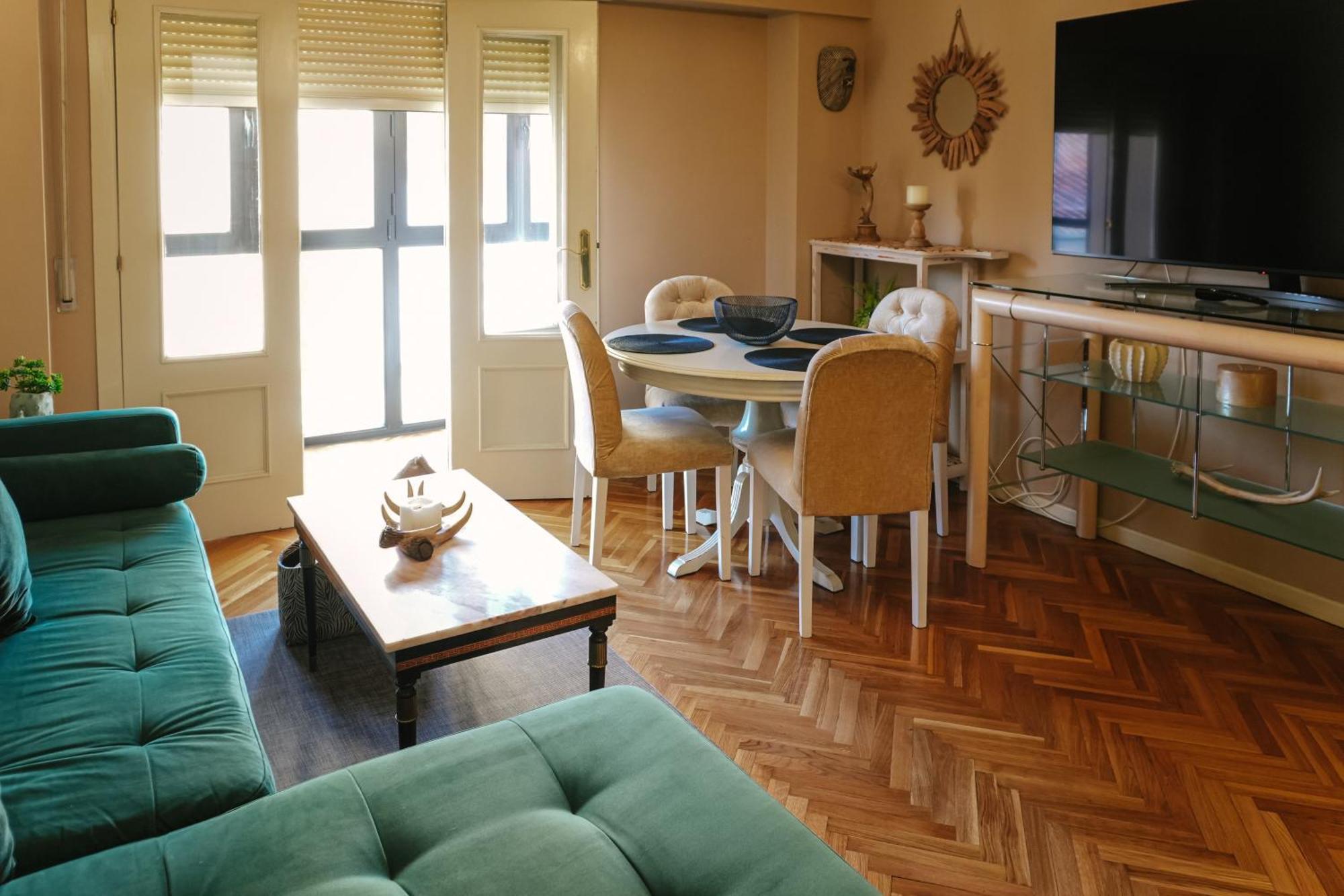 Apartment Plaza Mayor Humedo Con Parking Incluido