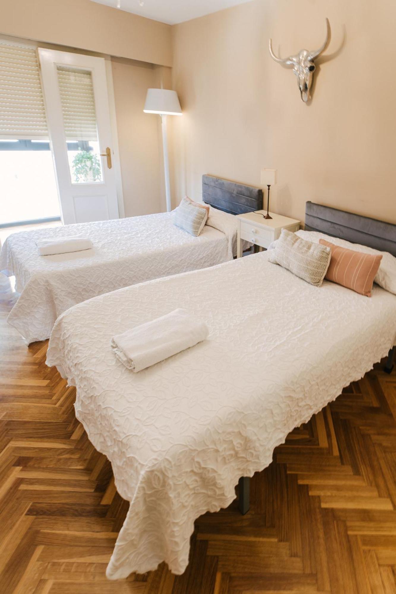 Plaza Mayor Humedo Con Parking Incluido Apartment Leon